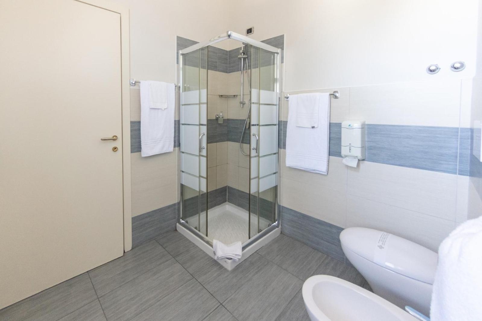 La Stazione Camere Caffe Castiglione Delle Stiviere Ngoại thất bức ảnh